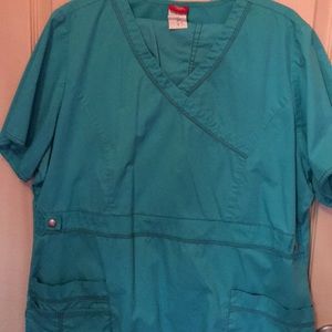 Dickie brand teal scrub top and matching bottoms